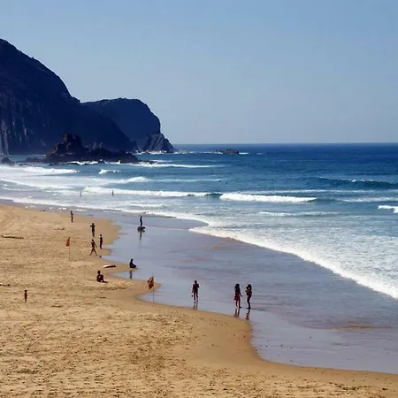 Konukevi 30 Seconds To Bars Sagres